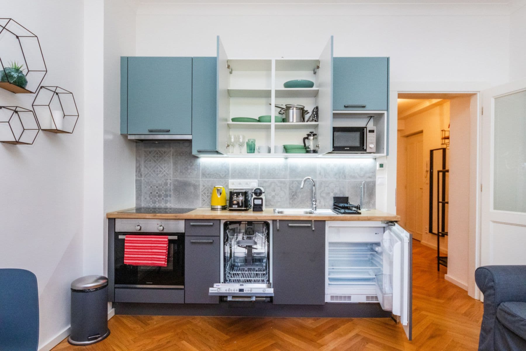 Pronájem bytu  36 m², Slavíkova, Praha, Praha