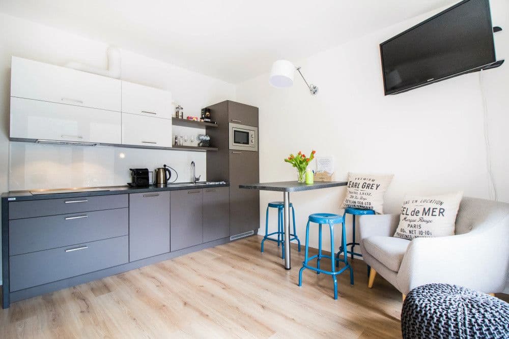 Pronájem bytu  35 m², Mojmírova, Praha, Praha