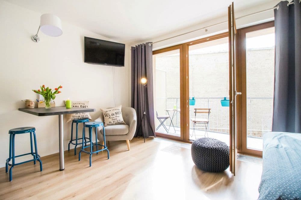 Pronájem bytu  35 m², Mojmírova, Praha, Praha