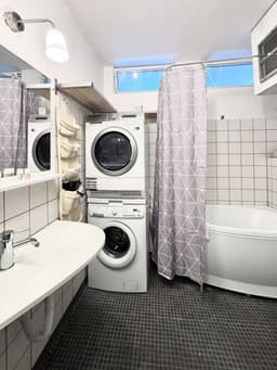 Pronájem bytu  35 m², Na Okraji, Praha, Praha