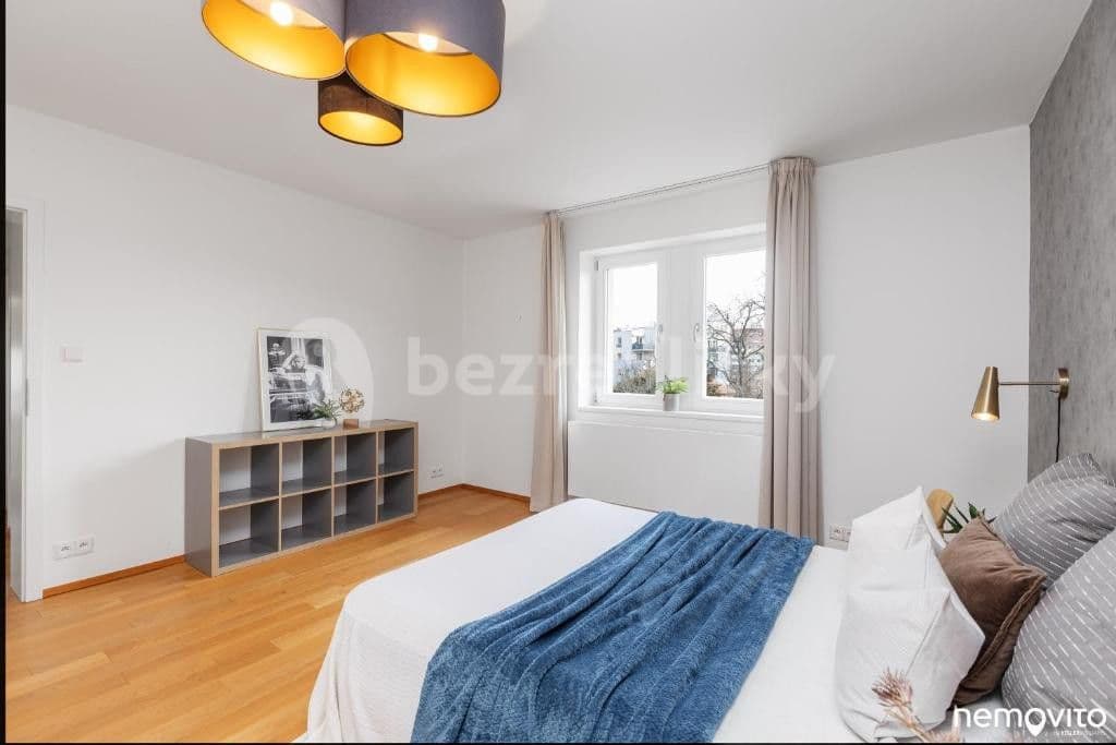 Pronájem bytu  140 m², U Hrušky, Praha, Praha