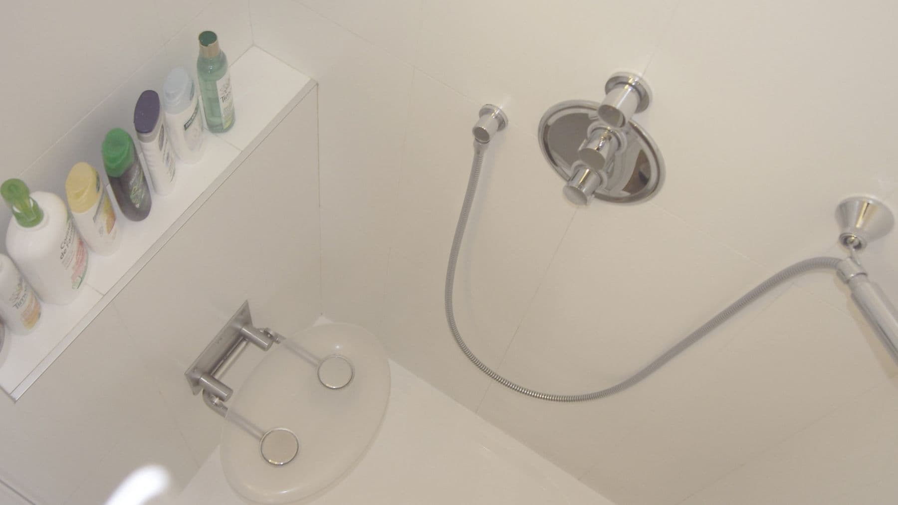 Pronájem bytu  61 m², Kosatcová, Praha, Praha
