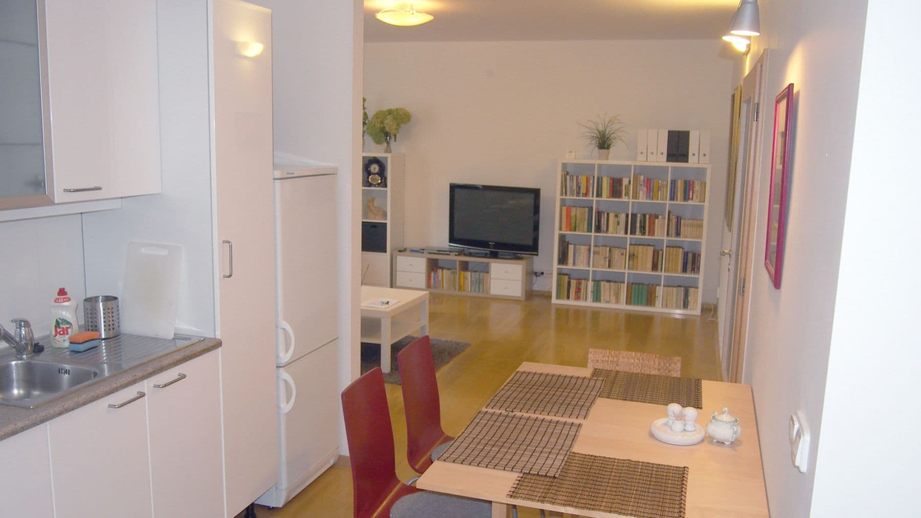 Pronájem bytu  61 m², Kosatcová, Praha, Praha