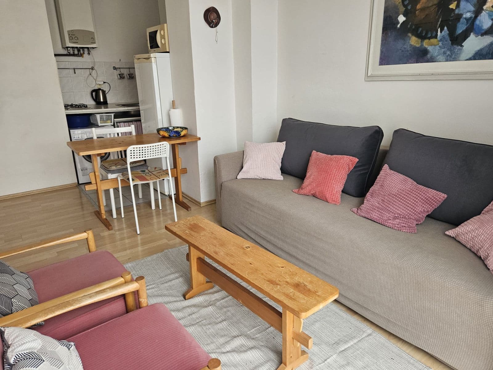 Pronájem bytu  38 m², Počátecká, Praha, Praha