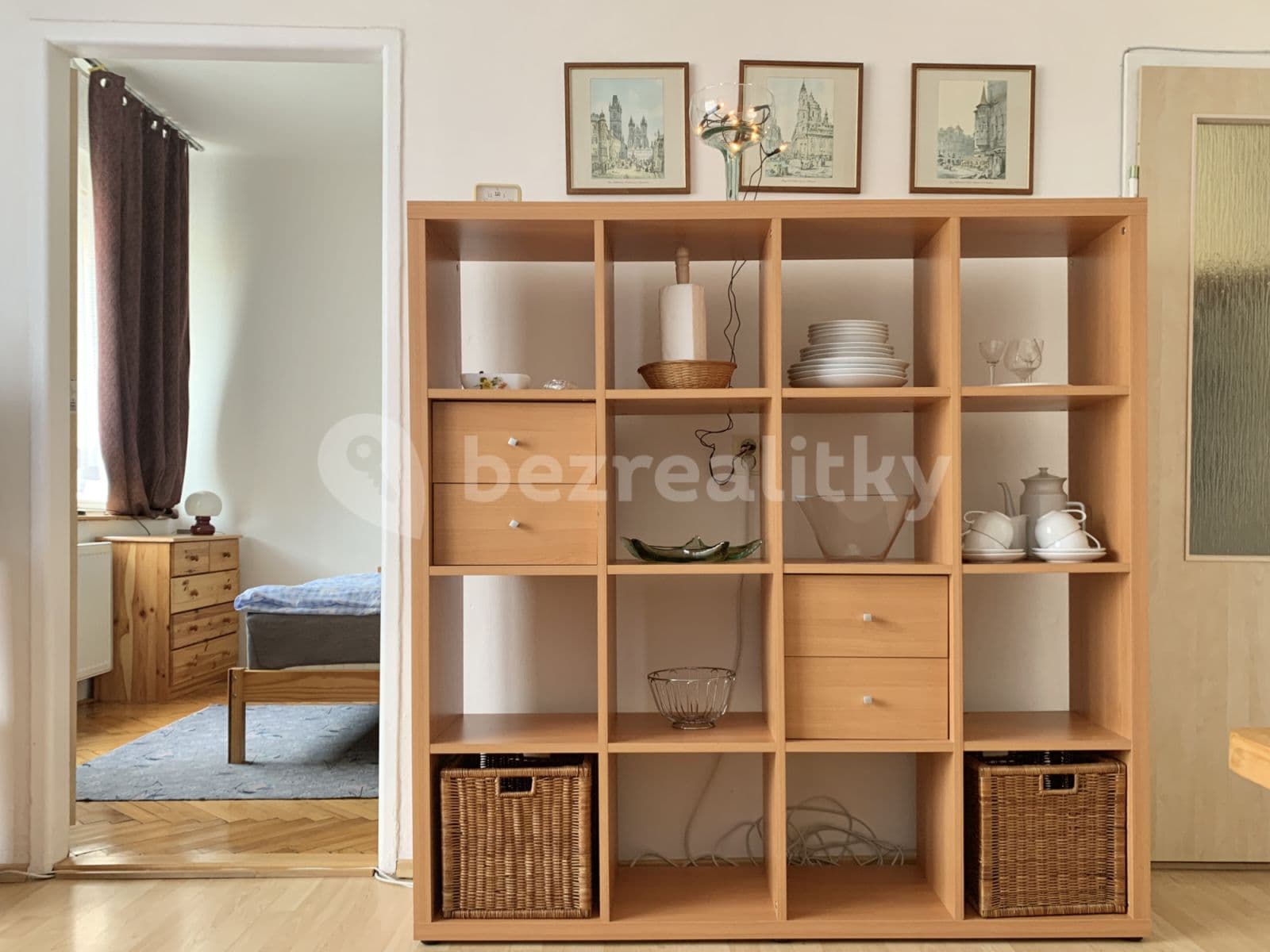 Pronájem bytu 2+1 38 m², Počátecká, Praha, Praha