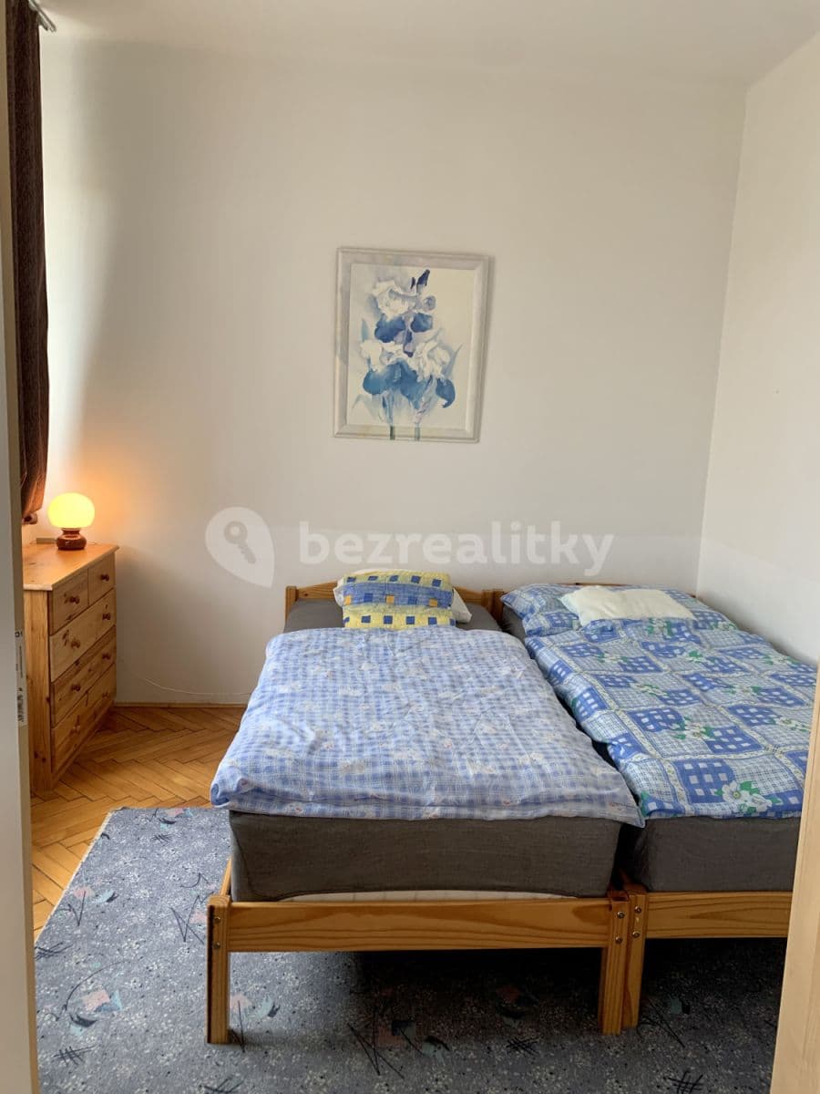 Pronájem bytu 2+1 38 m², Počátecká, Praha, Praha