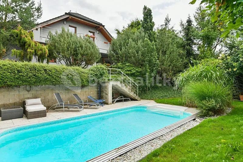 Pronájem bytu  250 m², Na Ježově, Mirošovice, Středočeský kraj