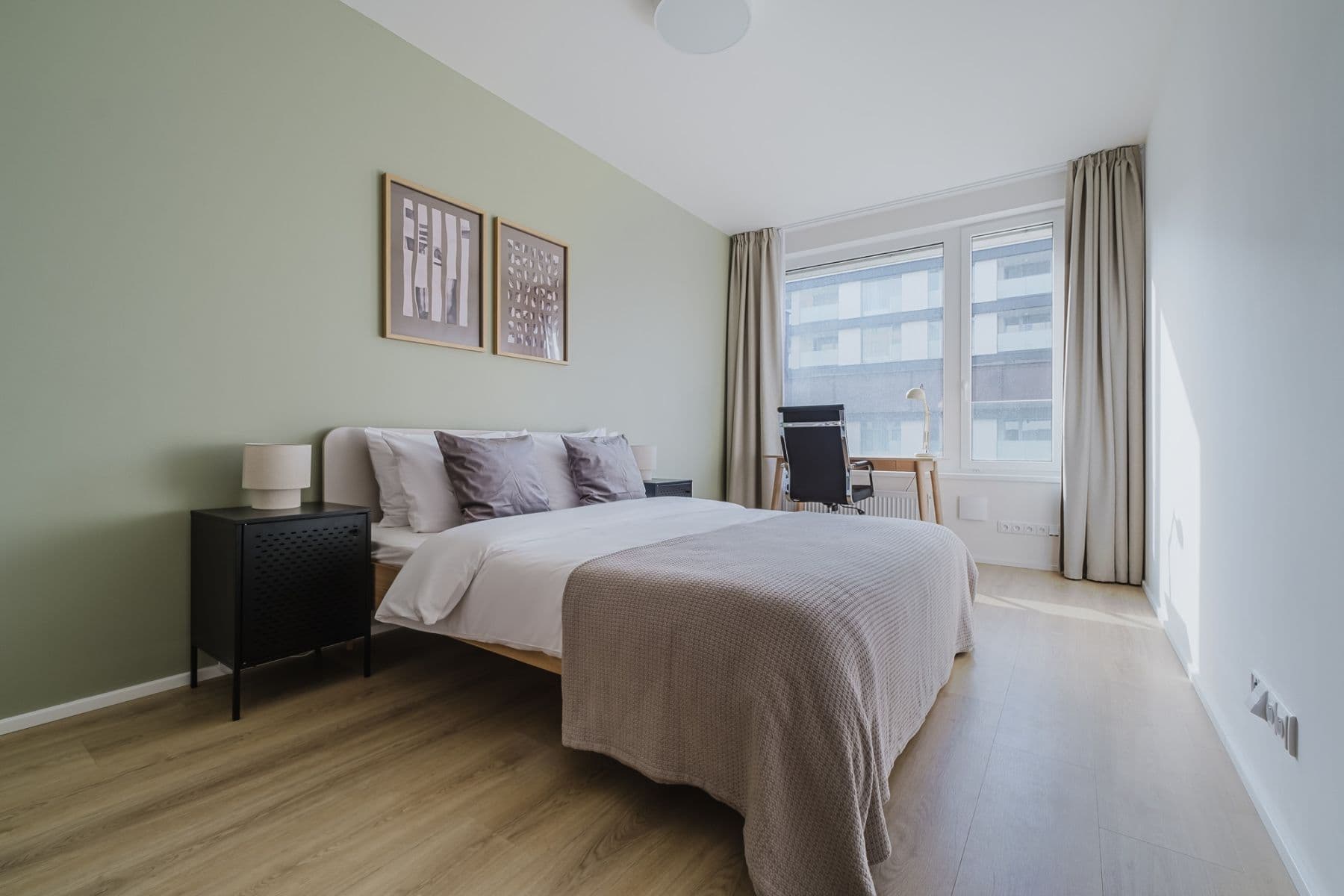 Pronájem bytu  52 m², U Pergamenky, Praha, Praha