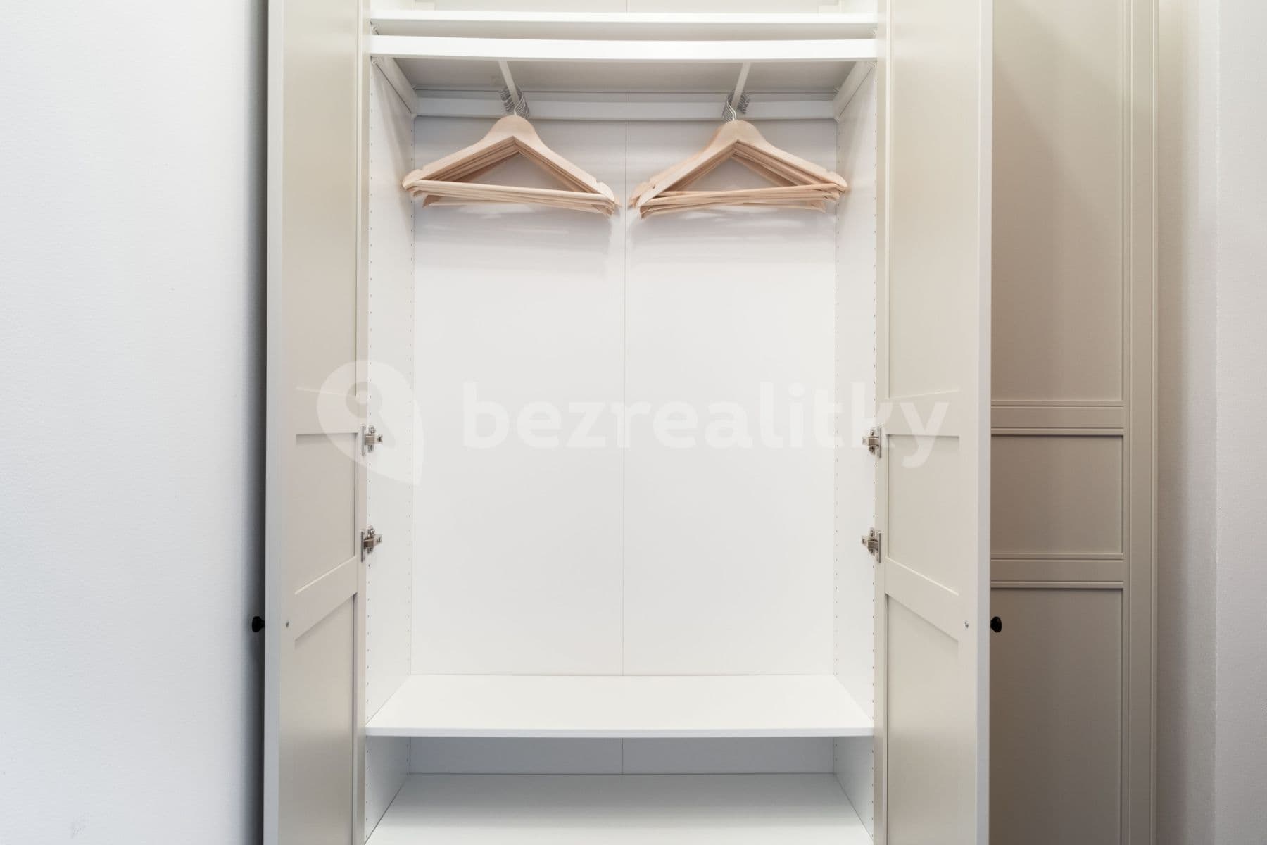 Pronájem bytu  36 m², Bořivojova, Praha, Praha