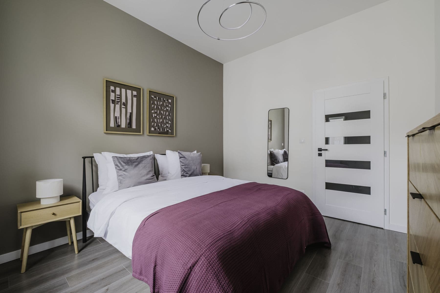 Pronájem bytu  45 m², Bořivojova, Praha, Praha