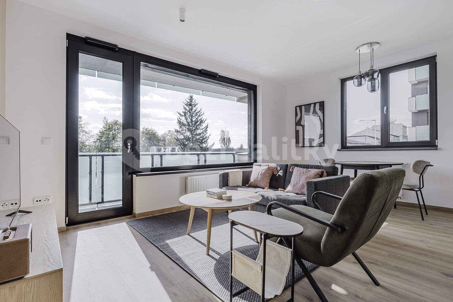 Pronájem bytu 2+1 52 m², Olgy Havlové, Praha, Praha