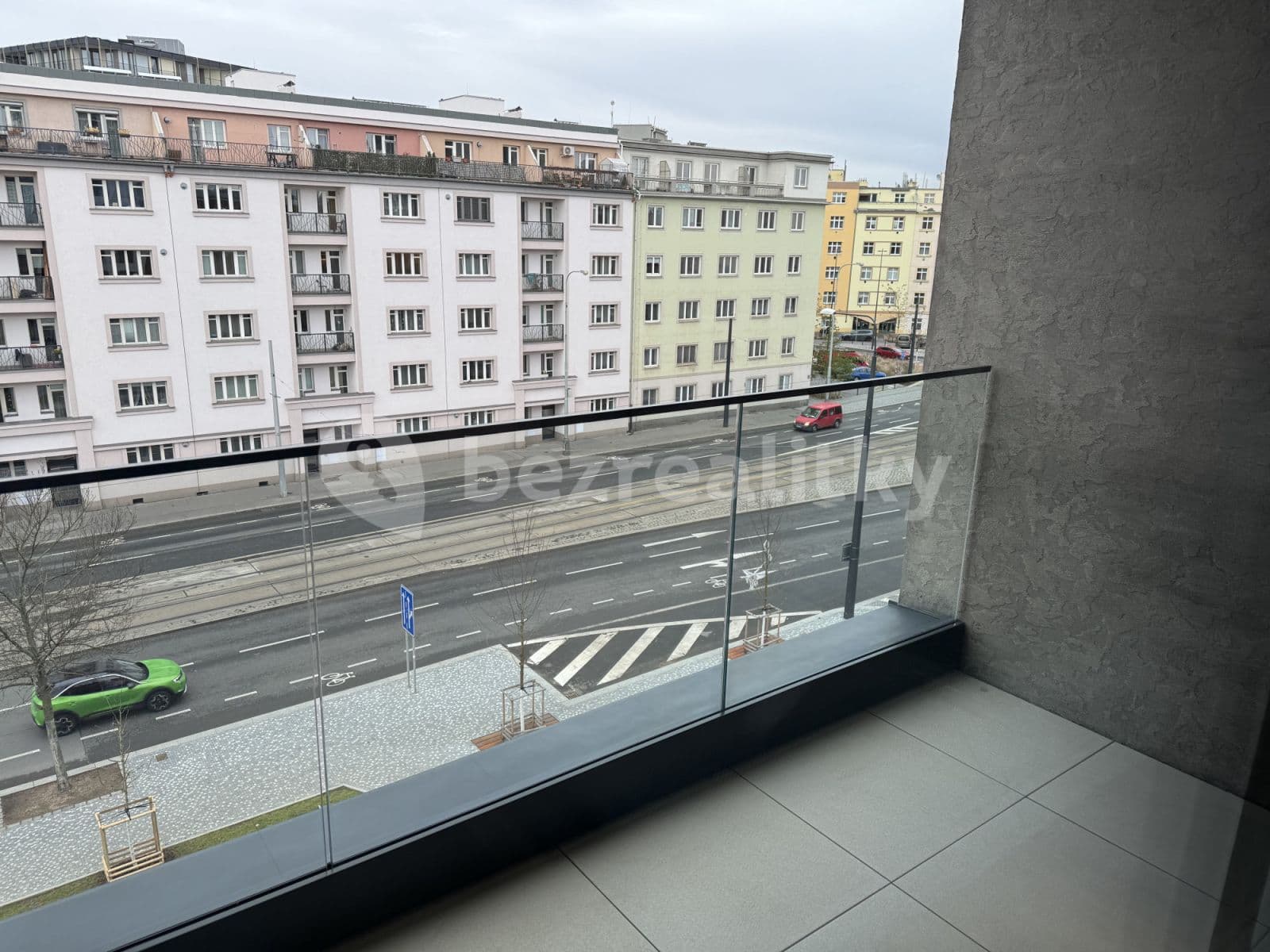 Pronájem bytu  36 m², Tetauerova, Praha, Praha