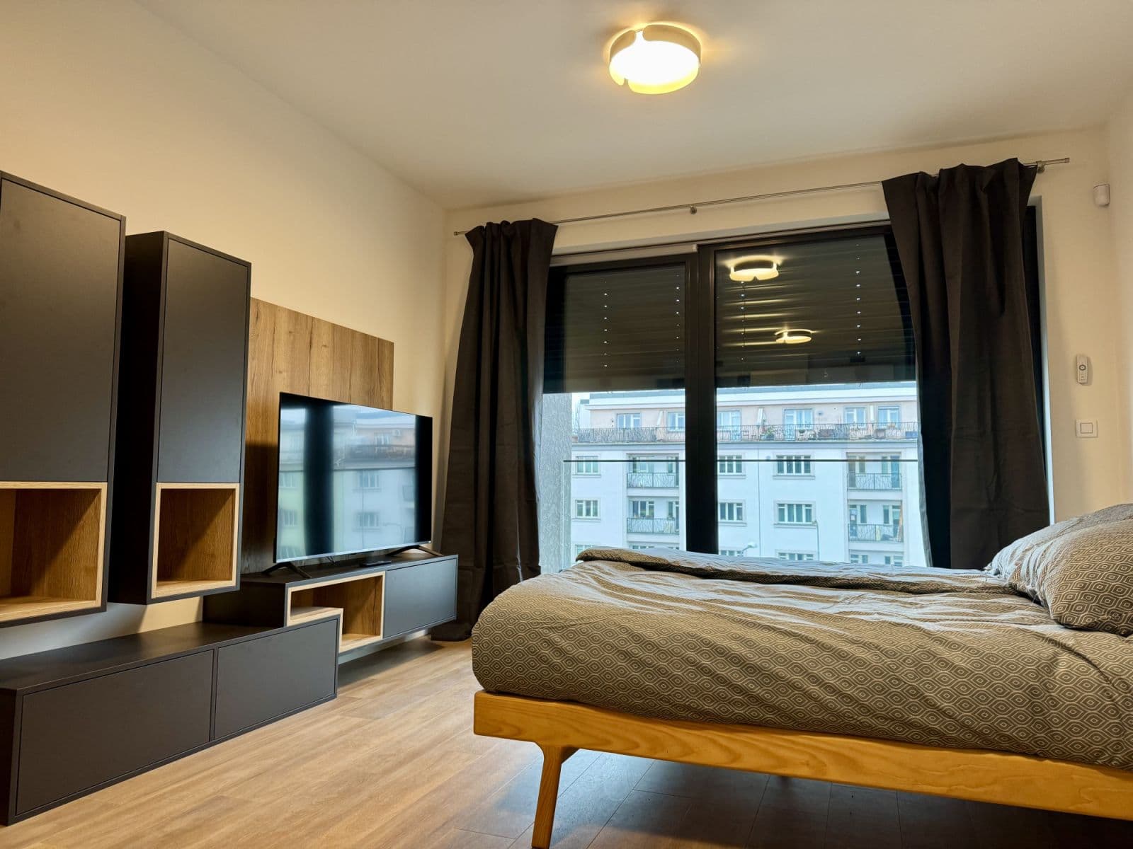Pronájem bytu  36 m², Tetauerova, Praha, Praha