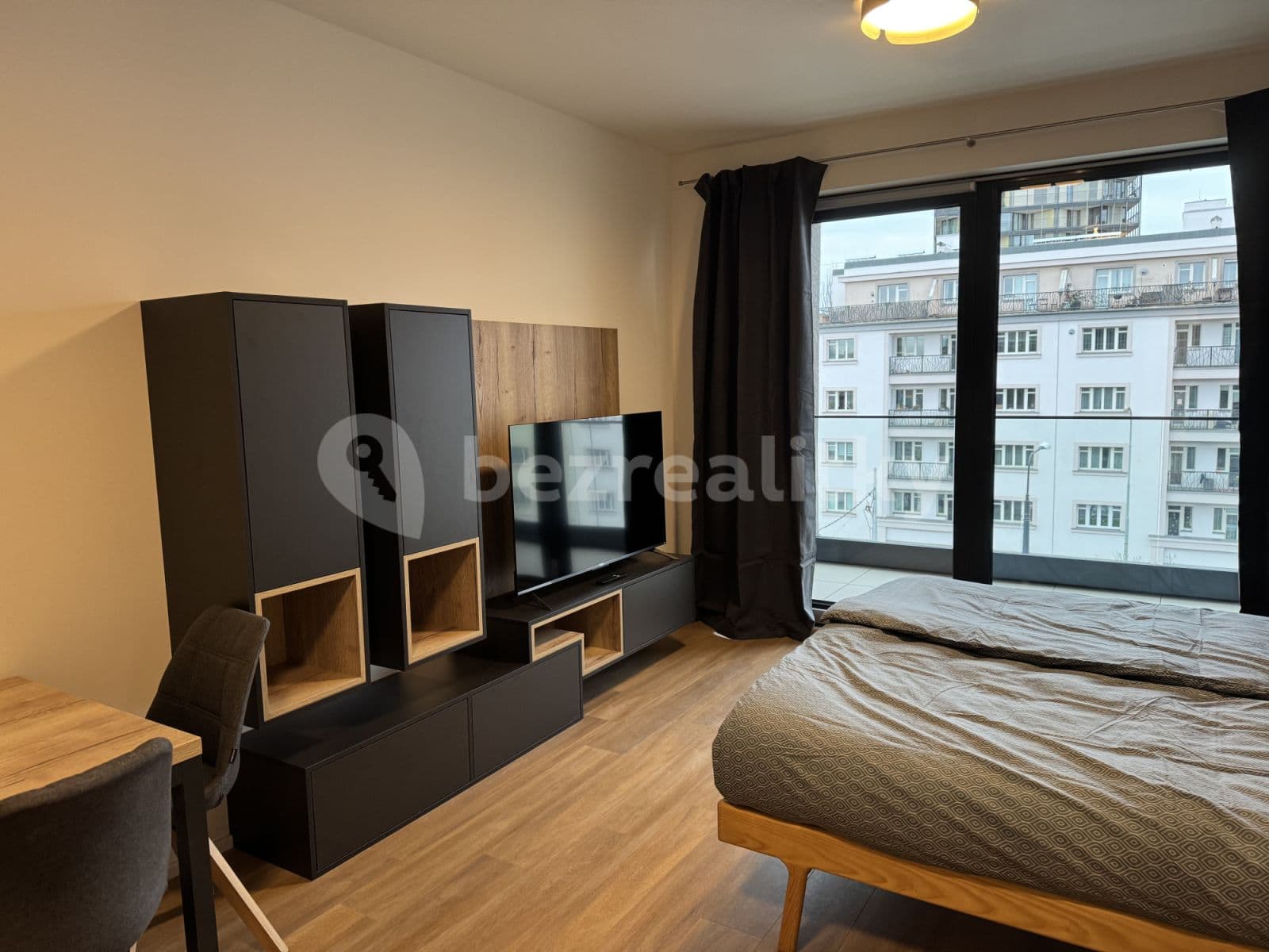 Pronájem bytu  36 m², Tetauerova, Praha, Praha