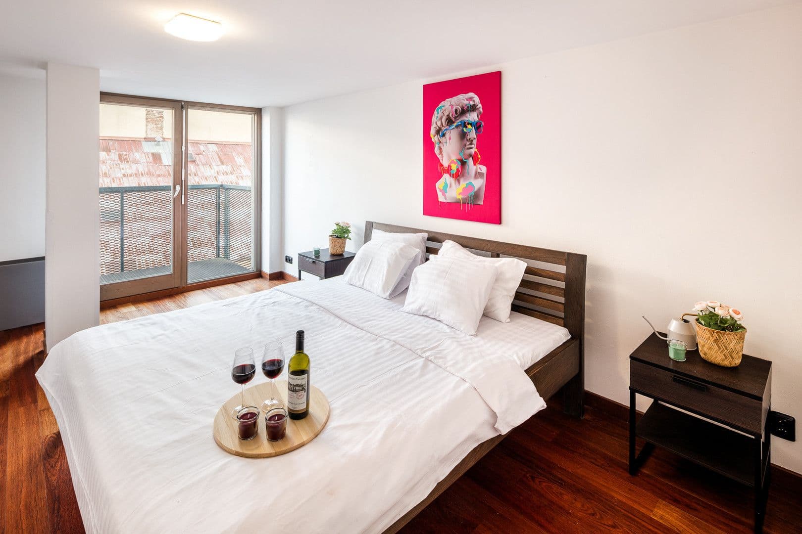 Pronájem bytu  98 m², Křižíkova a, Praha, Praha