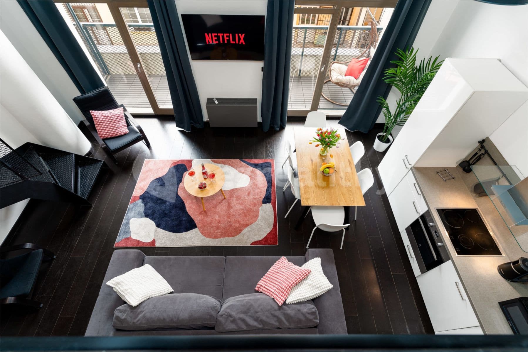 Pronájem bytu  70 m², Křižíkova, Praha, Praha