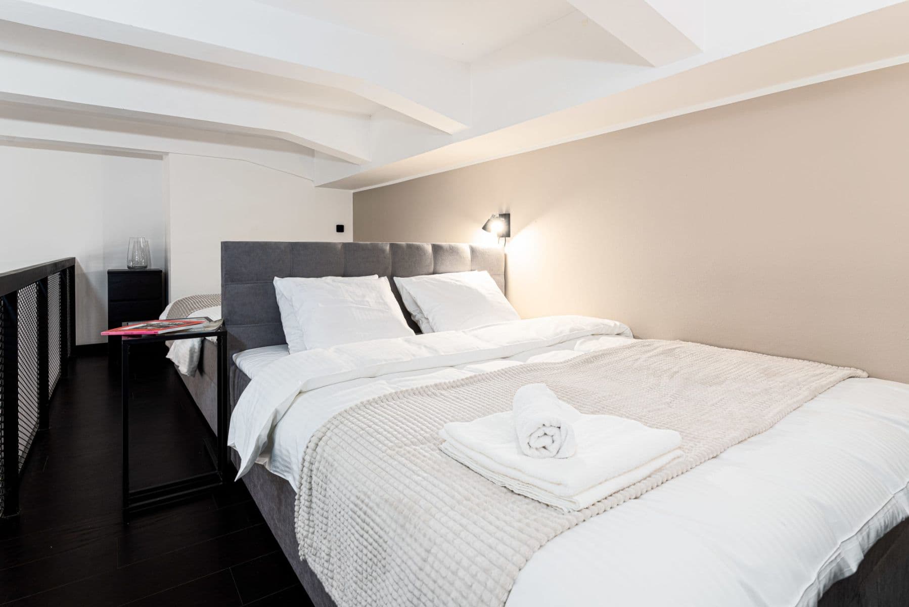 Pronájem bytu  70 m², Křižíkova, Praha, Praha