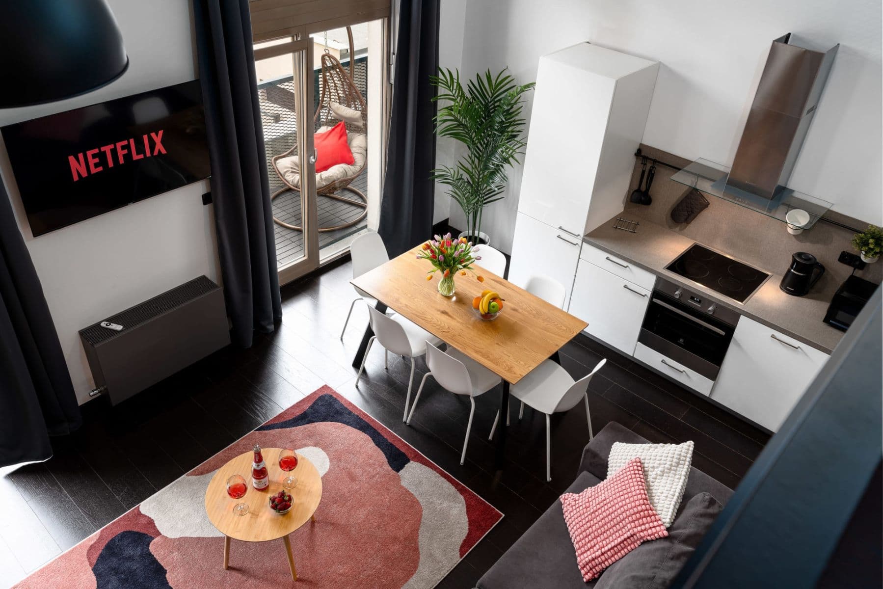 Pronájem bytu  70 m², Křižíkova, Praha, Praha