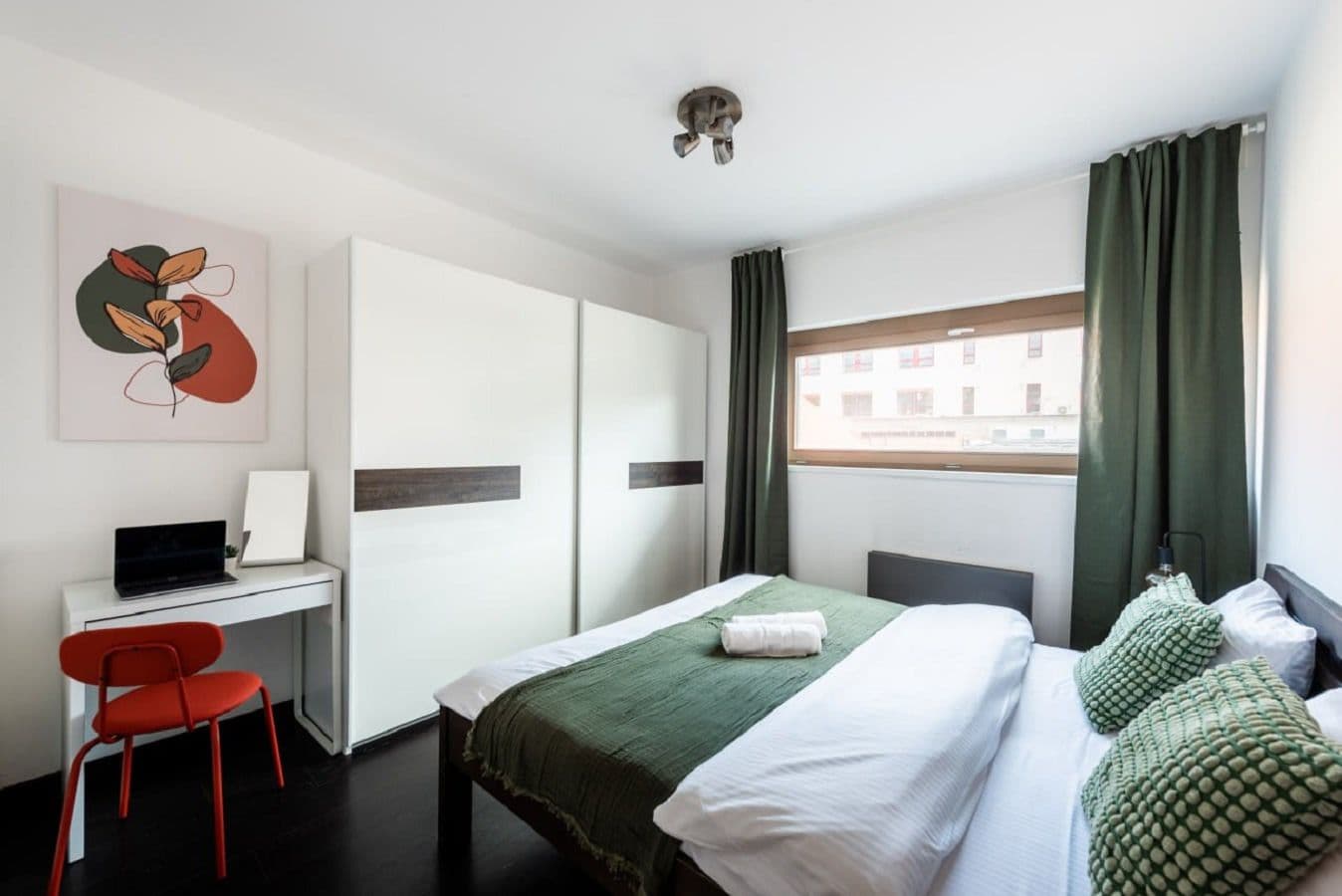 Pronájem bytu  150 m², Křižíkova, Praha, Praha
