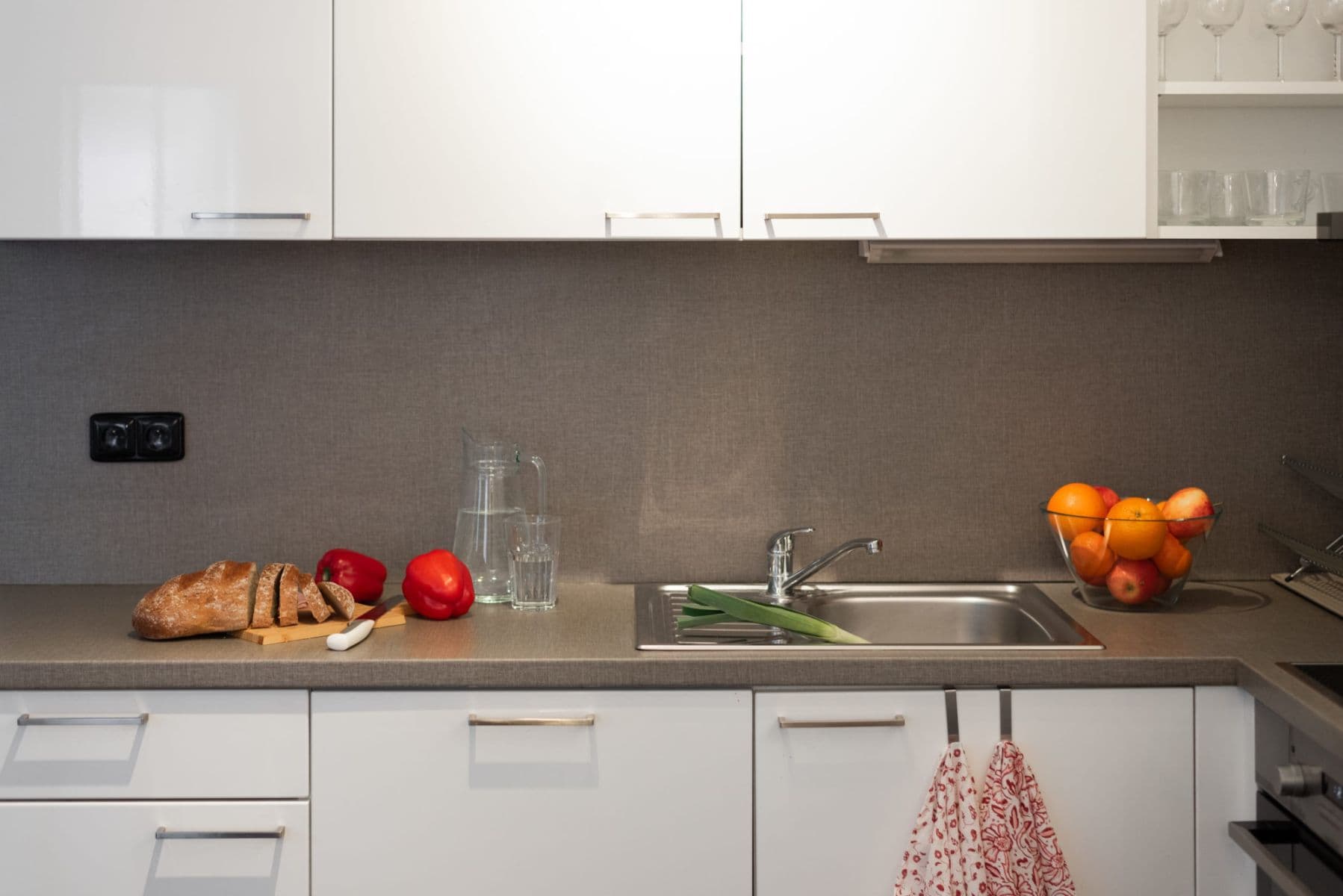 Pronájem bytu  150 m², Křižíkova, Praha, Praha
