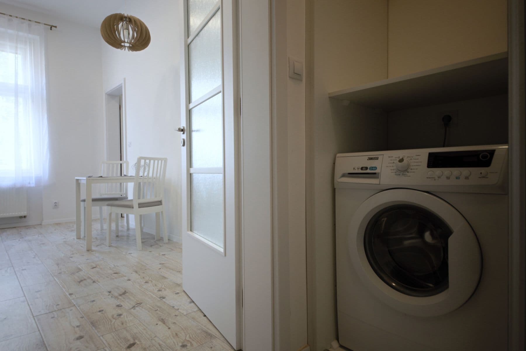 Pronájem bytu  45 m², Petřínská, Praha, Praha