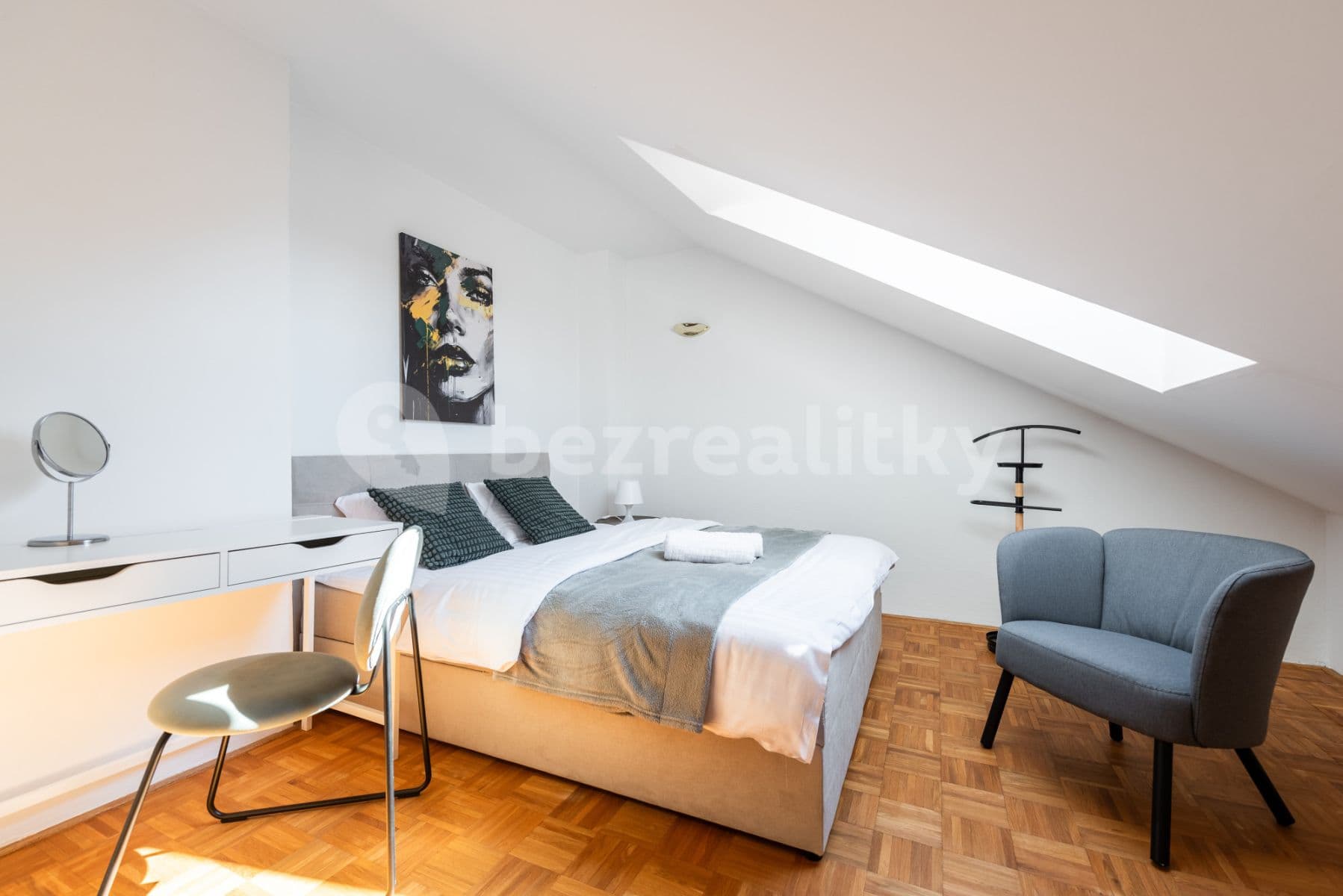 Pronájem bytu  150 m², Řeznická, Praha, Praha