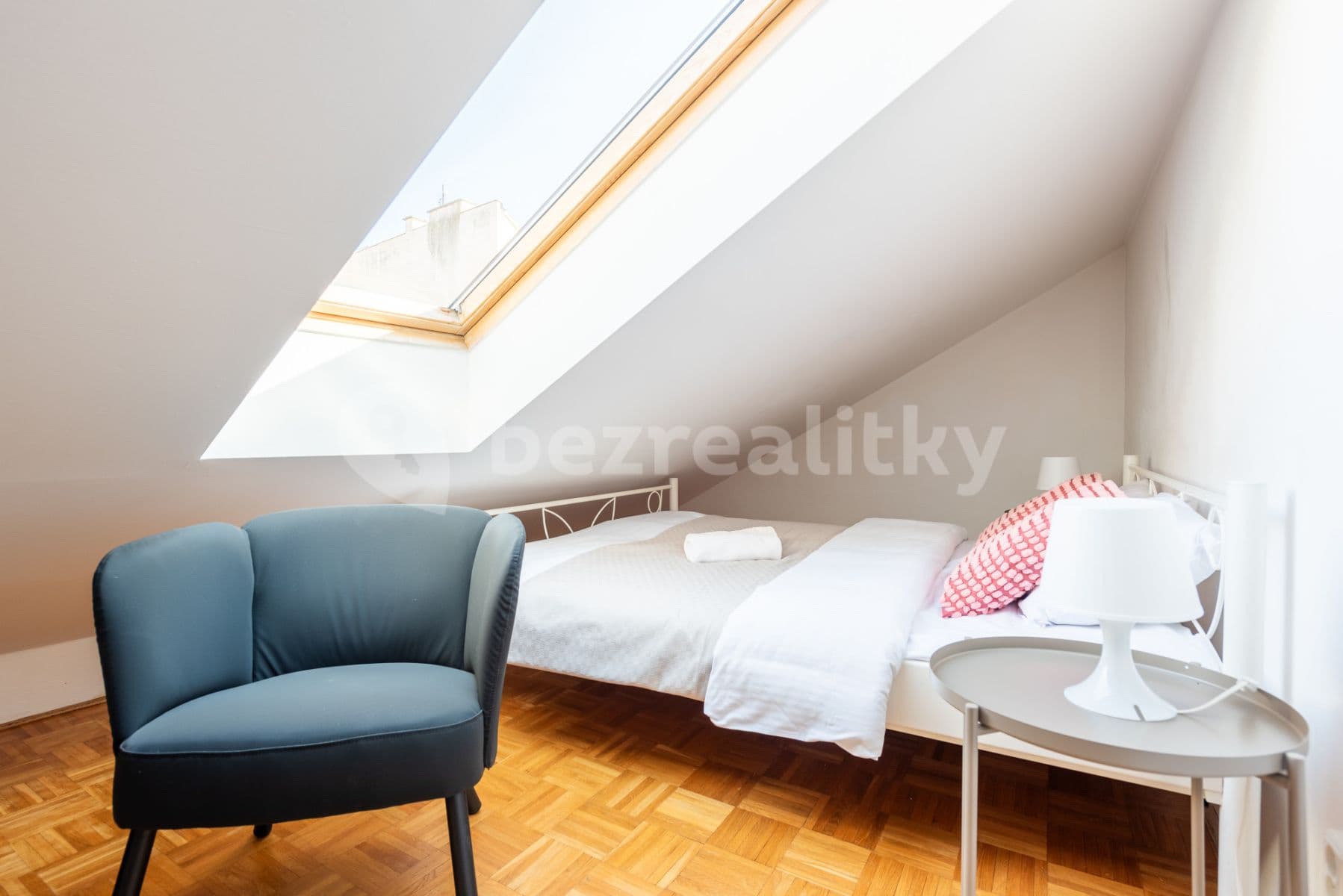 Pronájem bytu  150 m², Řeznická, Praha, Praha