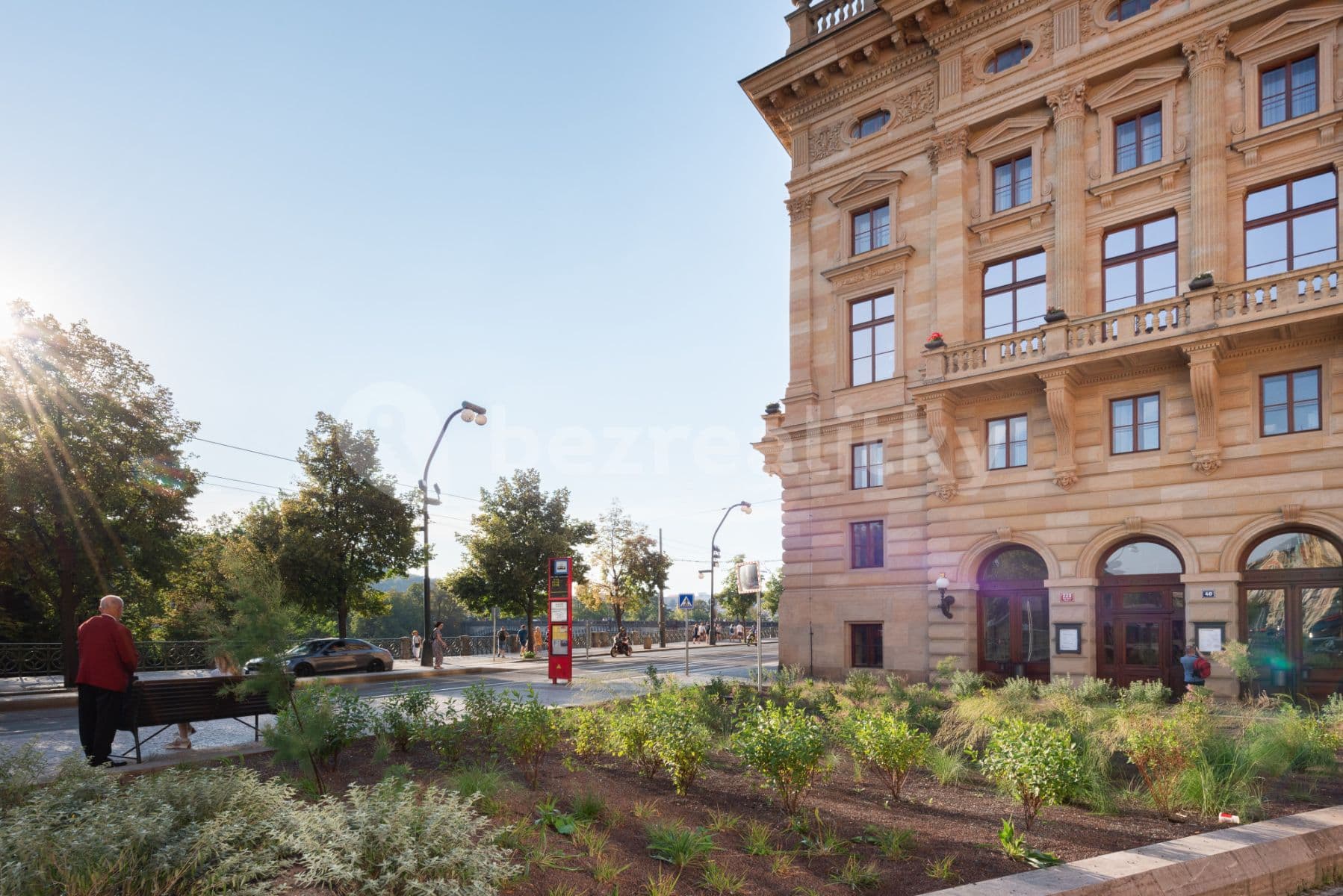 Pronájem bytu  80 m², Pštrossova, Praha, Praha