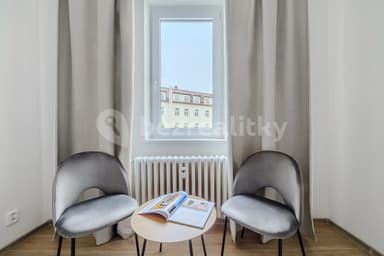 Pronájem bytu  100 m², Londýnská, Praha, Praha