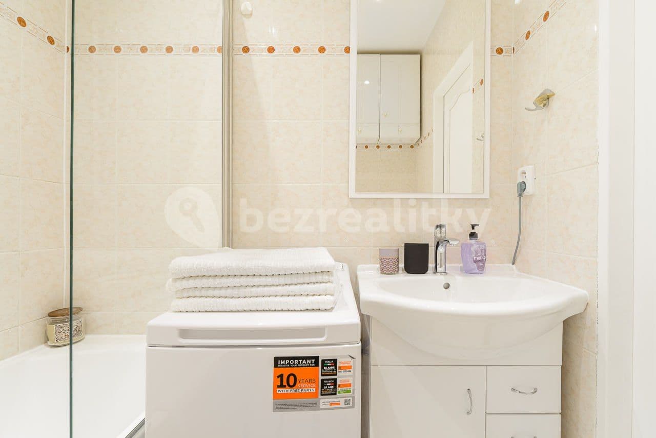 Pronájem bytu  100 m², Londýnská, Praha, Praha