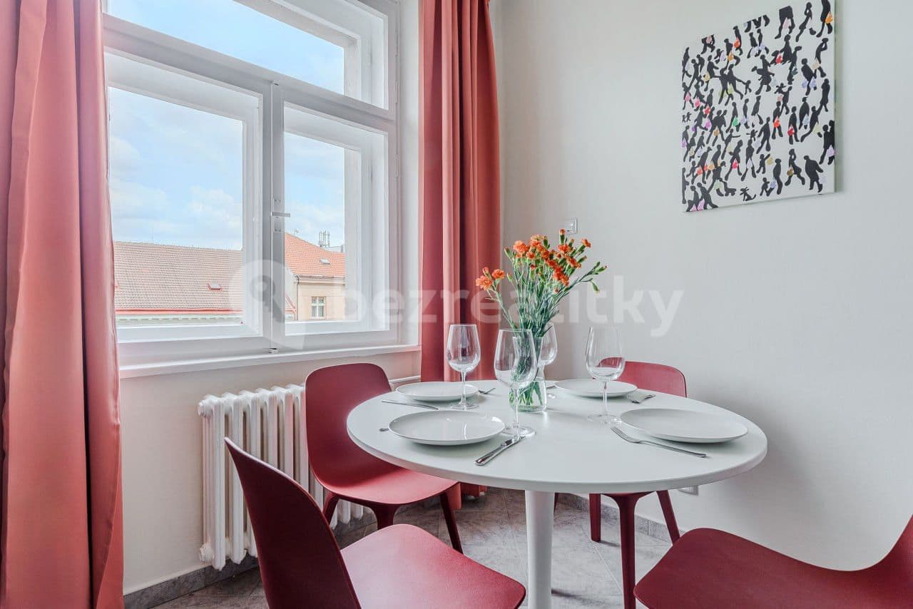 Pronájem bytu  100 m², Londýnská, Praha, Praha