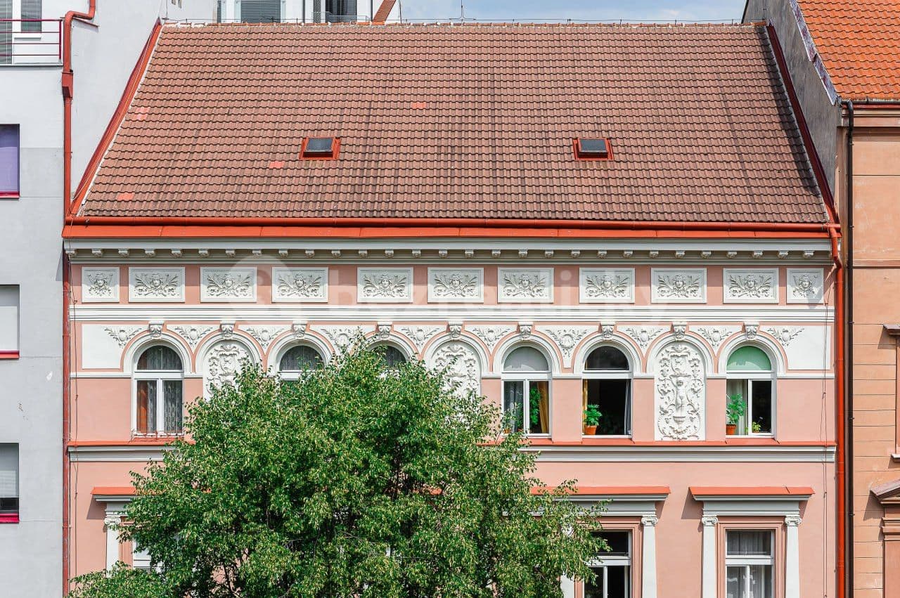 Pronájem bytu  100 m², Londýnská, Praha, Praha