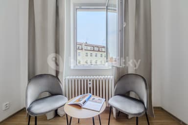 Pronájem bytu  100 m², Londýnská, Praha, Praha