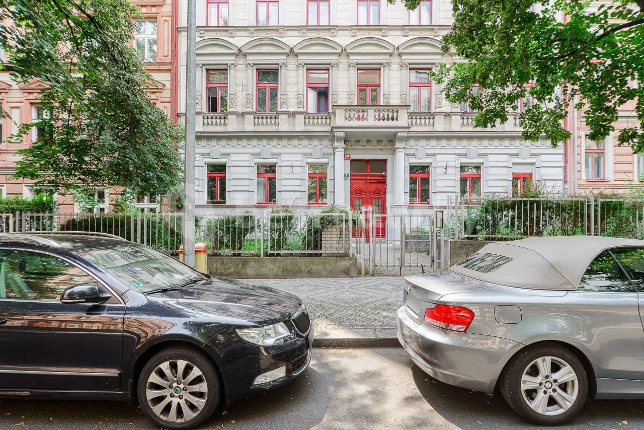 Pronájem bytu  100 m², Londýnská, Praha, Praha