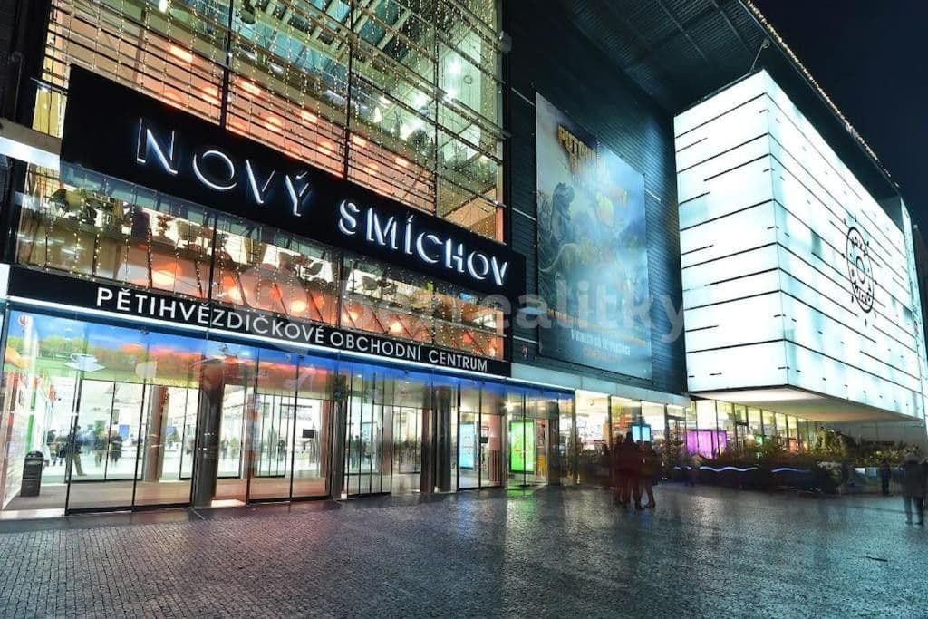 Pronájem bytu  20 m², Vrchlického, Praha, Praha