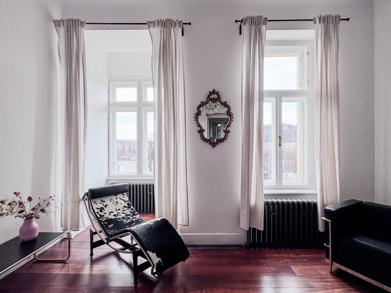 Pronájem bytu  80 m², Masarykovo nábřeží, Praha, Praha