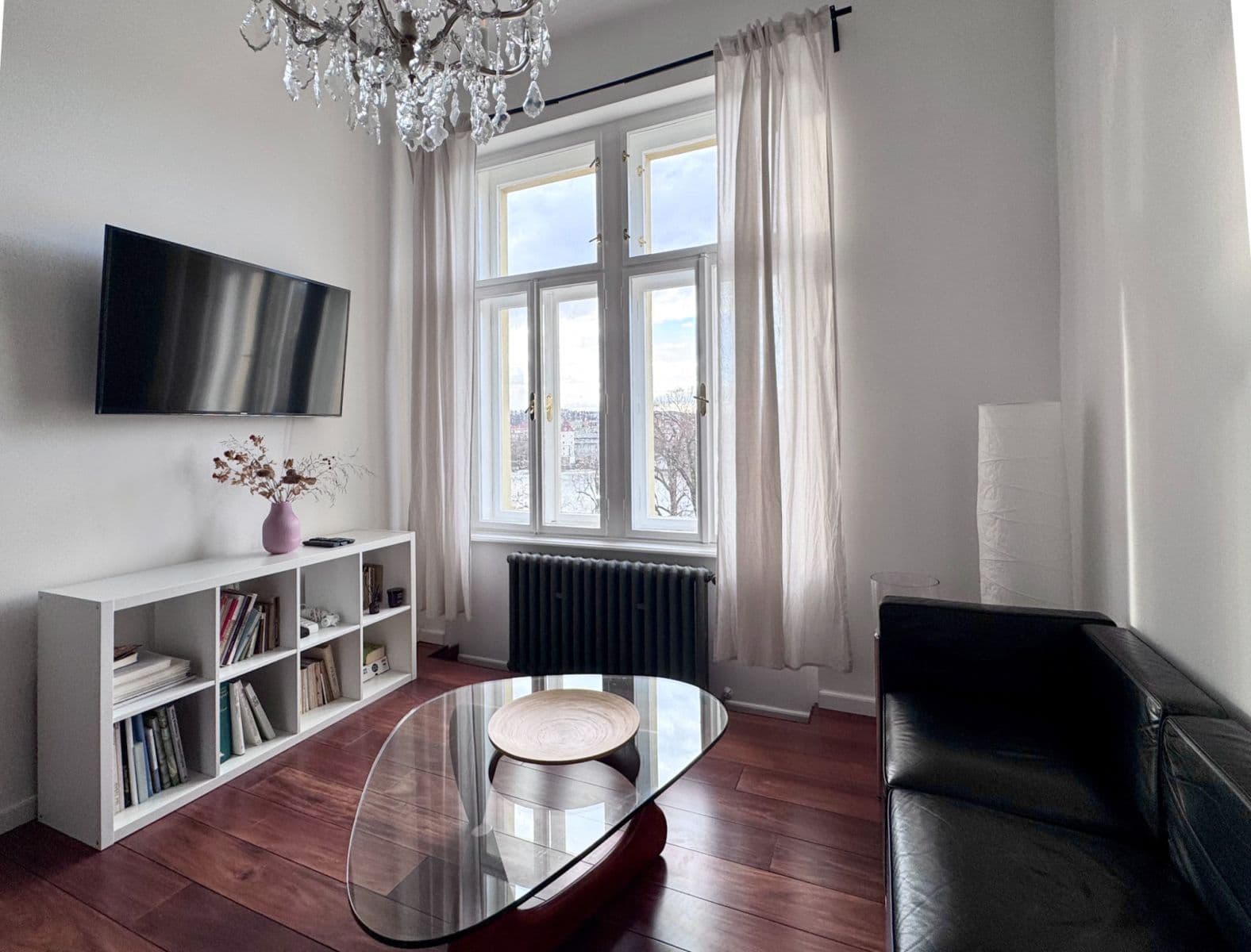 Pronájem bytu  80 m², Masarykovo nábřeží, Praha, Praha