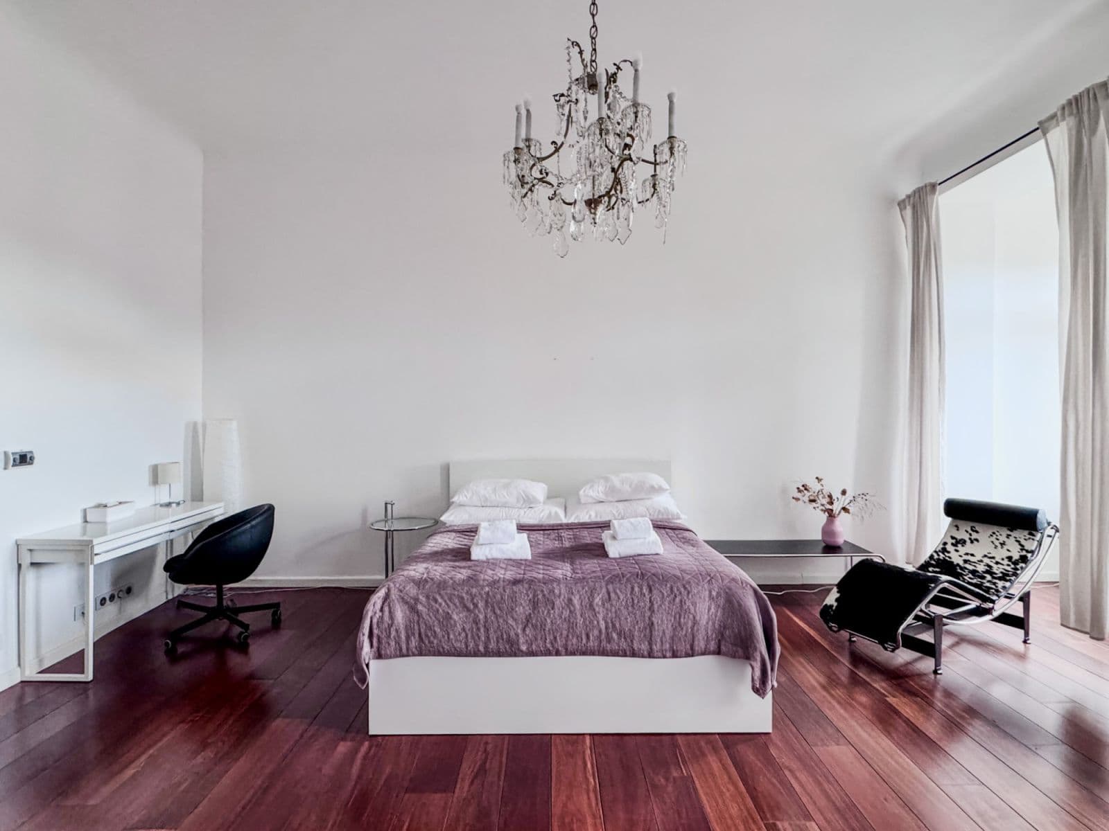 Pronájem bytu  80 m², Masarykovo nábřeží, Praha, Praha