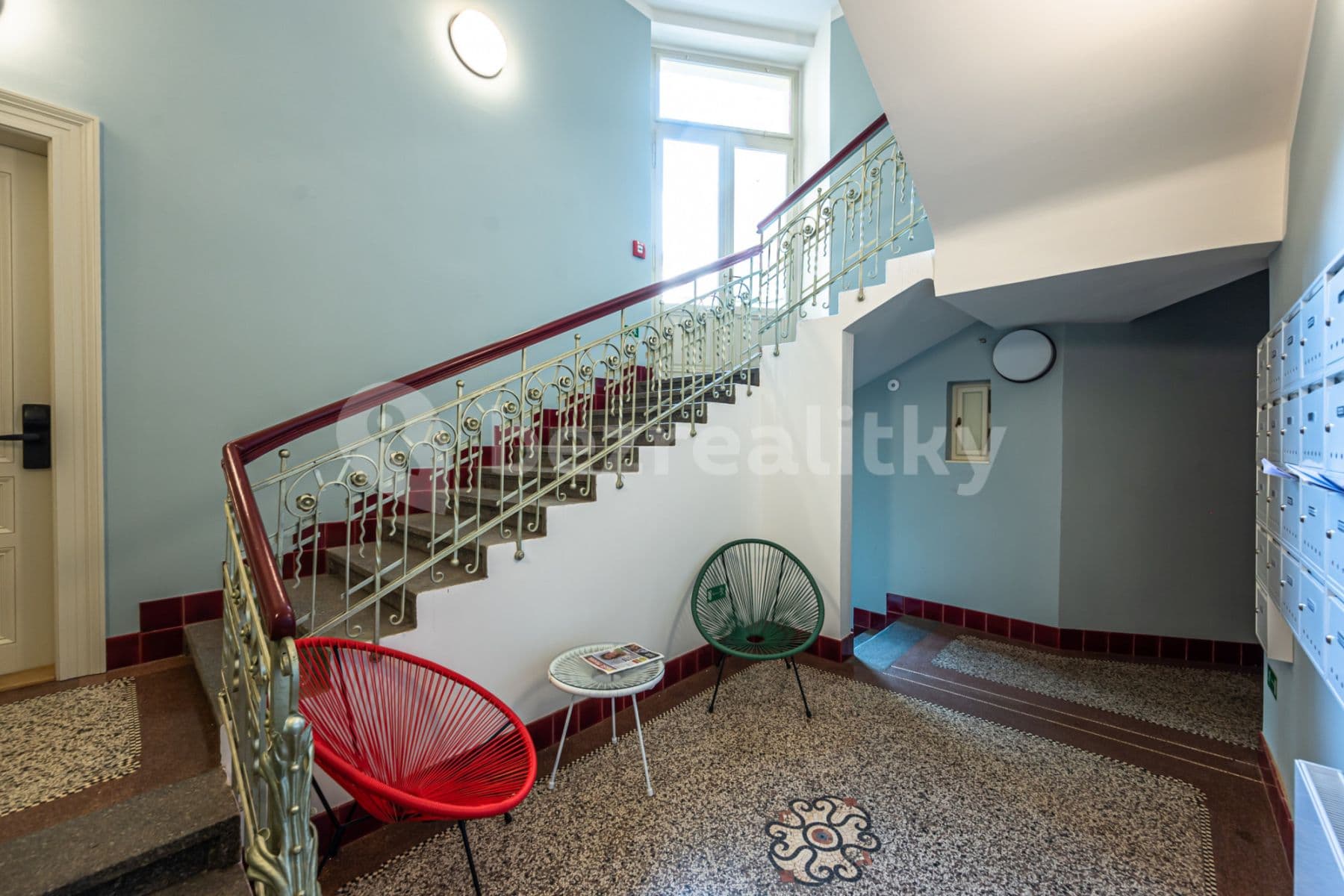 Pronájem bytu  80 m², Krkonošská, Praha, Praha
