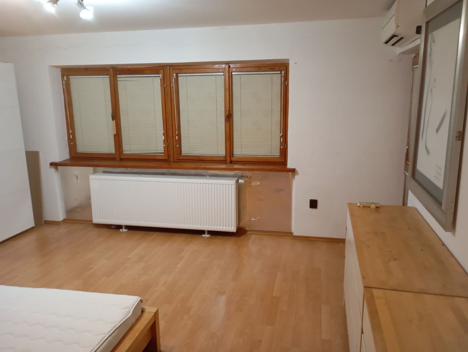 Pronájem bytu  120 m², Sološnícka b, Karlova Ves, Bratislavský kraj