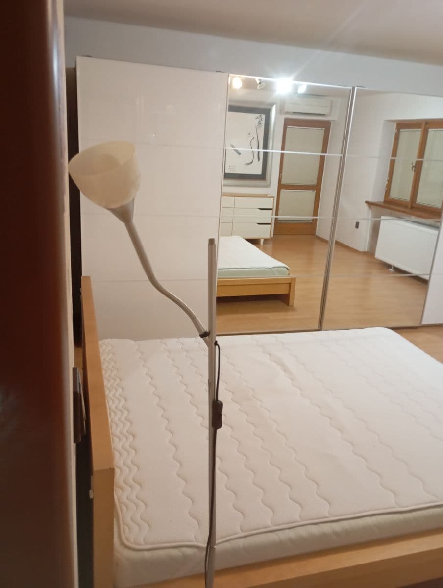 Pronájem bytu  120 m², Sološnícka b, Karlova Ves, Bratislavský kraj