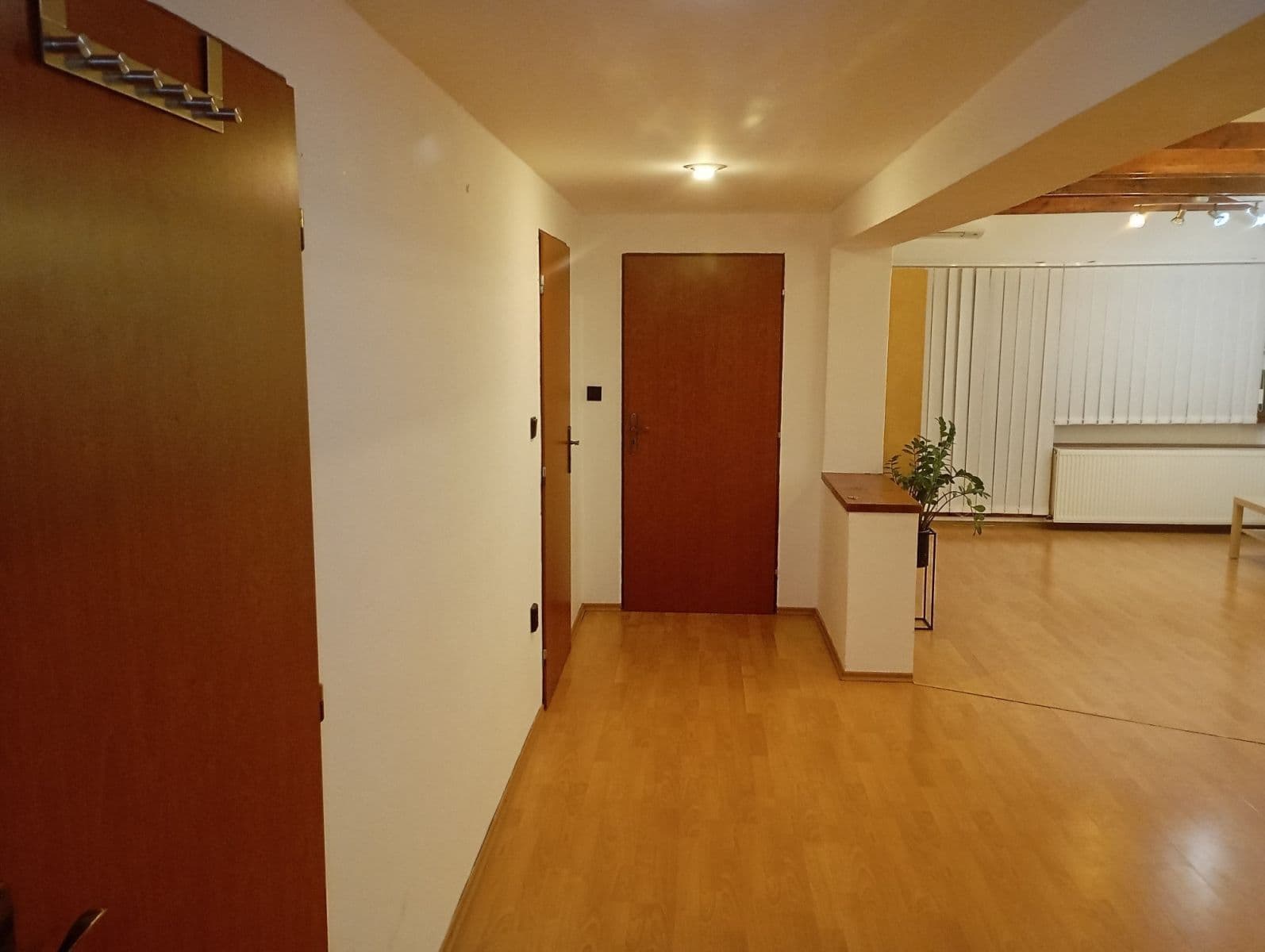 Pronájem bytu  120 m², Sološnícka b, Karlova Ves, Bratislavský kraj