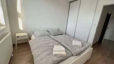 Pronájem bytu  40 m², Prievozská, Ružinov, Bratislavský kraj