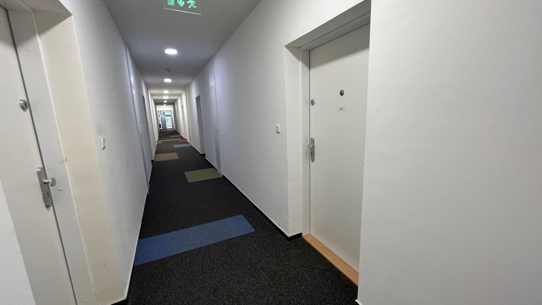 Pronájem bytu  40 m², Prievozská, Ružinov, Bratislavský kraj