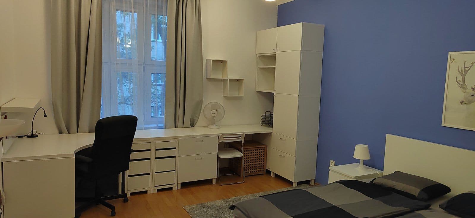 Pronájem bytu  55 m², Baranova, Praha, Praha