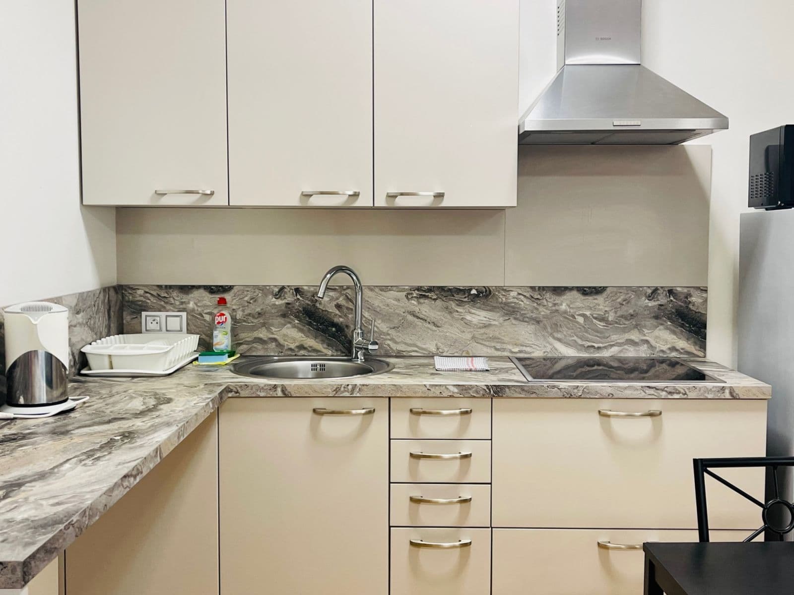 Pronájem bytu  42 m², Olšanská, Praha, Praha