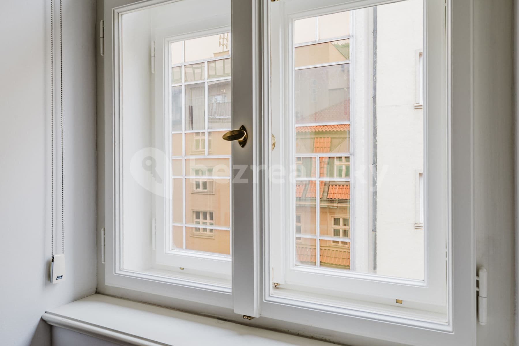 Pronájem bytu  101 m², Dlouhá, Praha, Praha