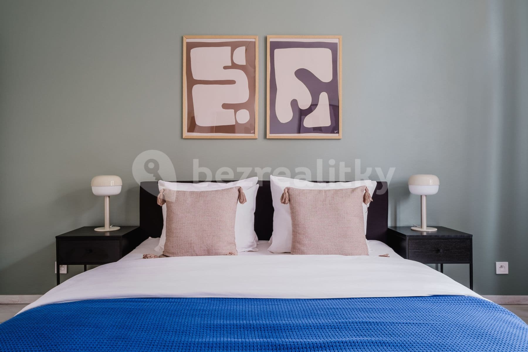 Pronájem bytu  50 m², Rostovská, Praha, Praha