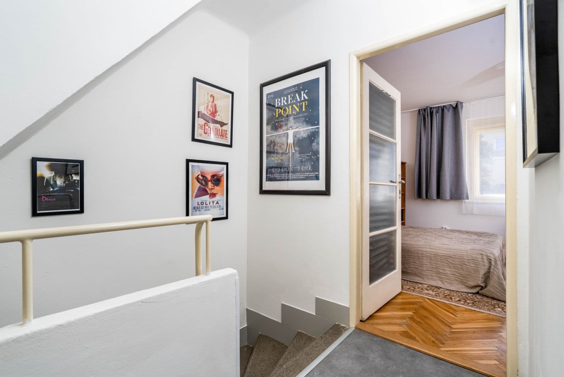 Pronájem bytu  120 m², Jiřinková, Praha, Praha