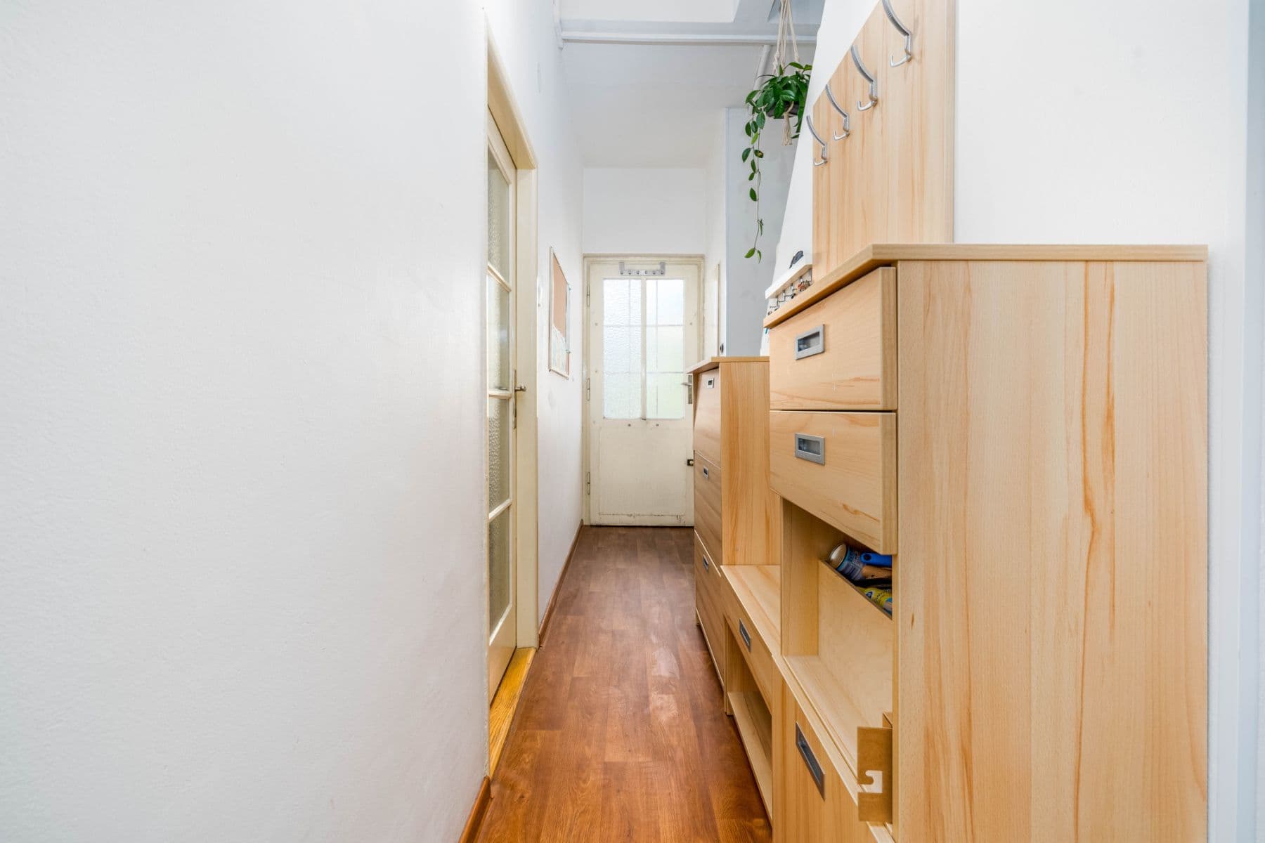 Pronájem bytu  120 m², Jiřinková, Praha, Praha